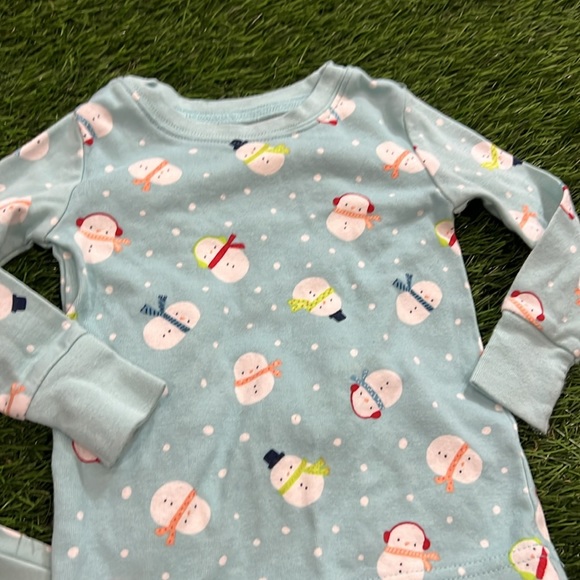 Old Navy Fitted Pajama Set - Snowman Print - Picture 2 of 5